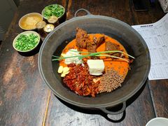 -四小区火锅·巷子里的重庆火锅(花照壁店)