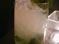 -TZ House音乐现场(来福士中心店)