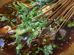 -上上签·冷锅串串(六灌路店)