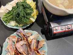 -吉屋·炭烧酒场·秋冬功夫奶汁河豚鱼锅