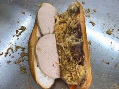 -Bánh Mì Huynh Hoa