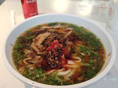 -湘人龙记老长沙米粉(华普国际大厦店)