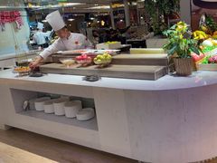 -腾阁自助餐厅(朝林广场店)