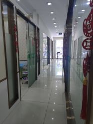 -苗医生专业祛痘·皮肤管理