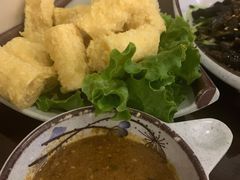 -毛辣果·贵州红酸汤牛肉火锅(西单店)