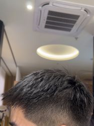 -侨治发型