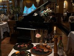 -火车头法国西餐厅