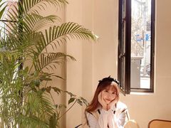 -Fridi Patisserie Cafe