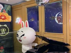 -LINE FRIENDS Garosu-gil Flagship Store