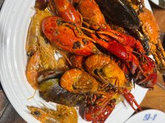 -四海一家自助餐(益田假日广场店)