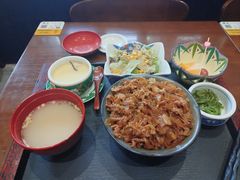 -8PINTS八品脱·日料·烧鸟·精酿小酒馆(莘庄店)