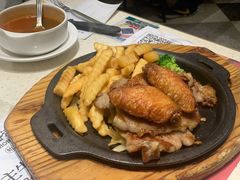 美式什扒-香港新发烧腊茶餐厅(书城店)