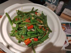 -小菜园新徽菜(镇江丹阳吾悦店)