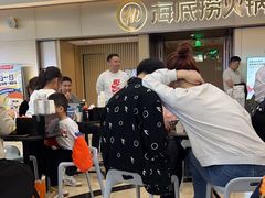 -海底捞火锅(宝龙广场夜宵主题店)