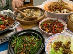 -堂瓦里·33年传统赣菜(第一街区店)