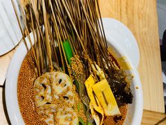 -嘉州叶婆婆钵钵鸡(建设路店)