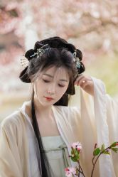 点击看大图 -烟雨江南汉服体验馆