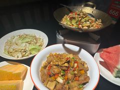 -湘西小馆(滨河路店)