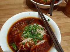 -周小波重庆小面·重庆名小吃(邹容路店)