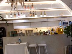 -春树下·树屋花房西餐厅(罍街AS1980店)