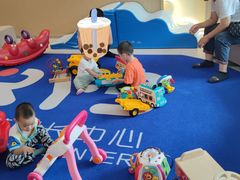 -红黄蓝成长中心(海淀上地店)