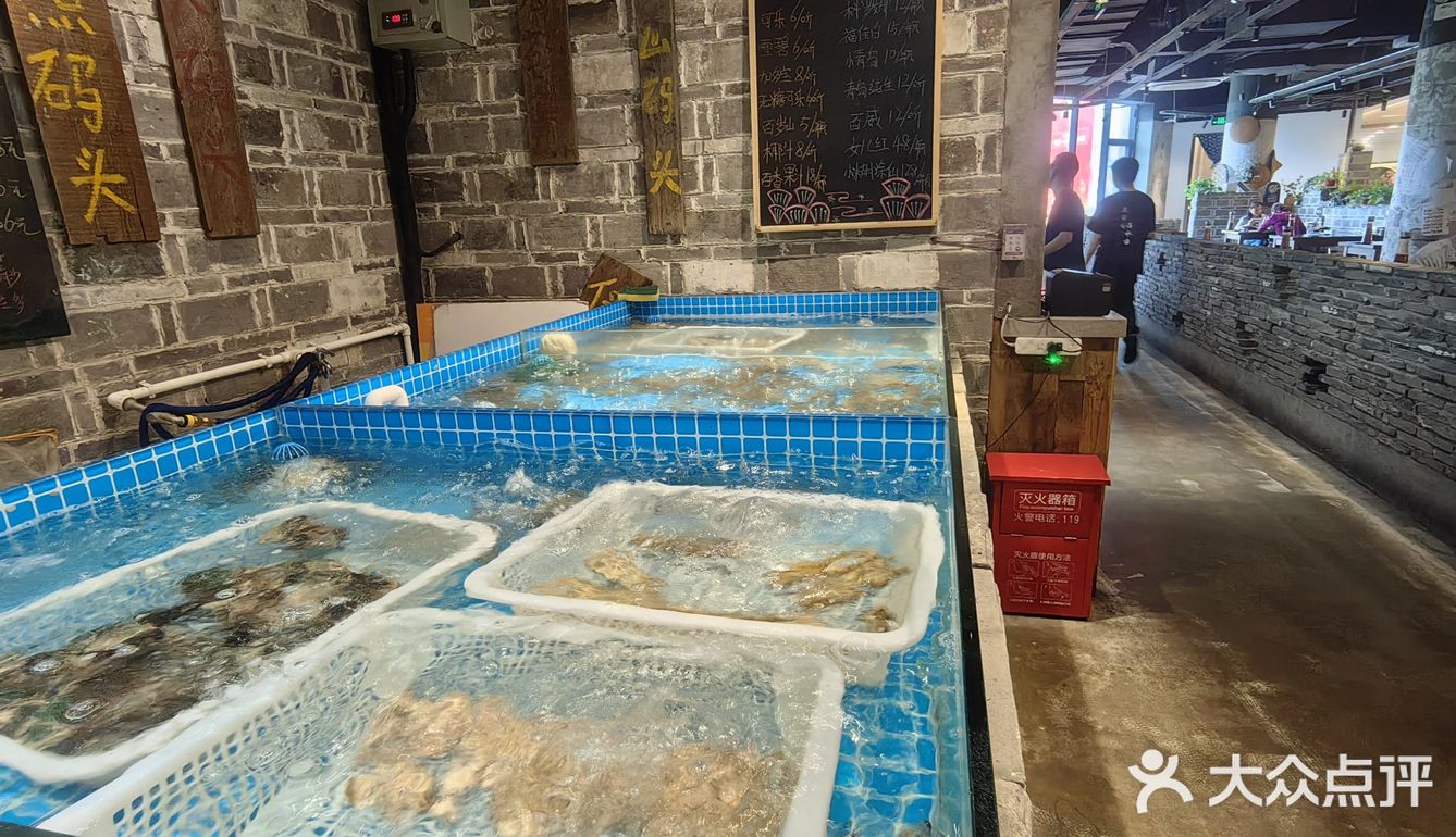 这家店的焗鱼头鲜到掉眉！工作日不排队速冲💨