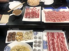 -楼外楼大刀肉传统火锅居(幸福街店)