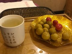 -莱仪堂艾灸经络养生馆(武威东路店)