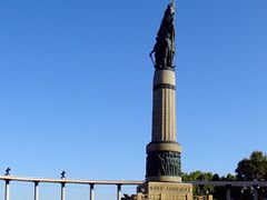 -人民防洪胜利纪念塔