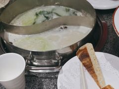 -江小渔鲜鱼火锅(应天西路店)
