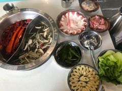 肥牛-憨铁匠老火锅(龙岗万科里店)