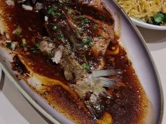 -八府香鸭·啫啫煲(华山路店)