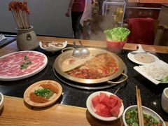 -潮火锅·麻辣牛肉火锅(观音桥方圆·LIVE店)