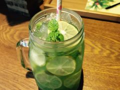-84那年咖啡馆(李沧万达店)