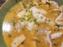 -梧桐树下(云锦世家店)