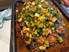 酱香味烤鱼-江边城外烤全鱼(世茂广场店)
