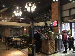 -第三空间·趣味桌游·轰趴.室内CS.剧本杀(大武汉1911店)