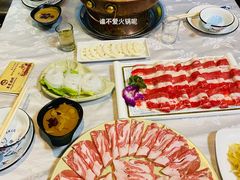 -羊家胡同·龙虾烧烤火锅(龙汇路店)