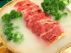 9秒黄牛肉-椰子湾·海南火锅·糟粕醋·椰子鸡(正大广场店)