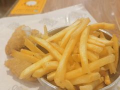 -玛格萝妮(汇智国际商业中心店)