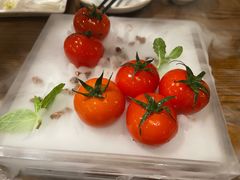 番茄脆菇沙拉-小大董·烤鸭(王府井apm店)
