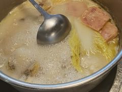 -煲王粤菜餐厅(中侨中心店)