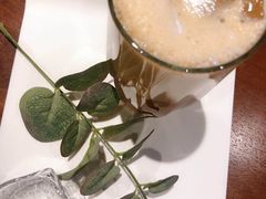 -ZING COFFEE 镜咖啡