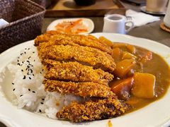 咖喱炸猪排堤坝饭-Ginko银子(青龙街店)