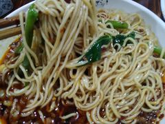 肥肠面-老地方猫儿面(磁器口店)