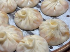 蟹粉鲜肉-馋三尺蟹粉小笼(人民广场店)
