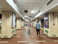 -八宝山(地铁站)