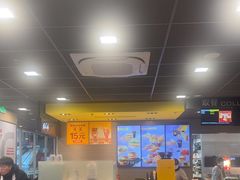-麦当劳(轻轨曹杨路店)