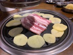土豆片-·缸桶屋·韩式牛肋条自助烤肉(西湖D11店)