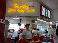 大堂-In-N-Out Burger(LAX)